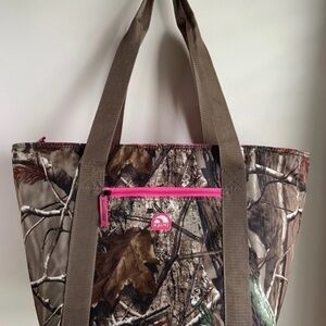 CAMO SOFT SIDED BAG TOTE COOLER SPORTS PINK CAMO